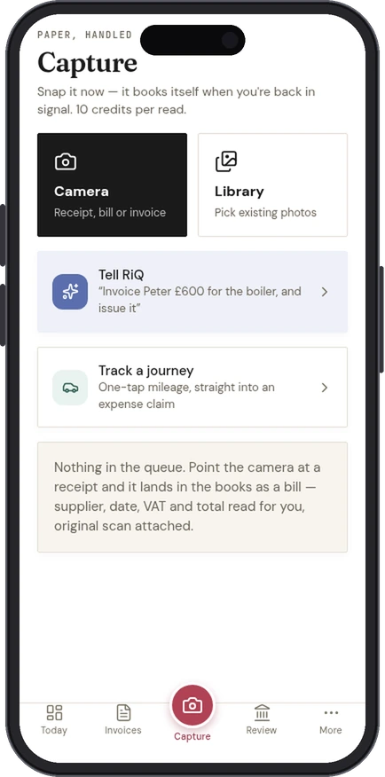 IQ Books app: photographing a receipt